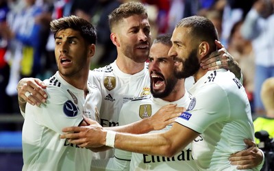 金博电竞热评-B费赛后加练射门