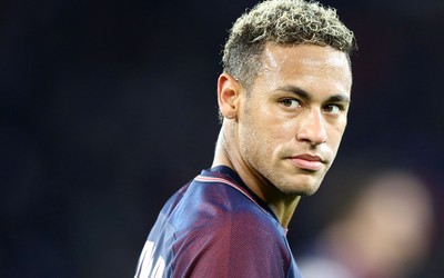 金博电竞焦点-什琴斯尼训练中受伤或缺阵关键战